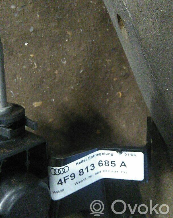 Audi A6 S6 C6 4F Barra de remolque desmontable 