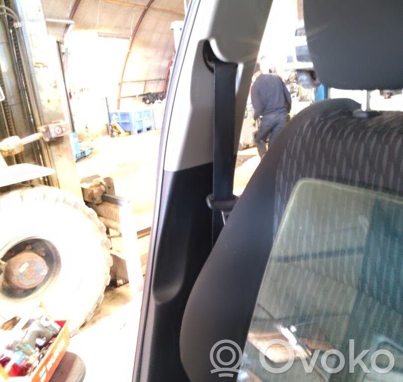 Toyota Yaris Hebilla del cinturón delantero 