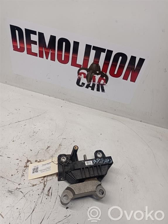 Lancia Ypsilon Engine mounting bracket 