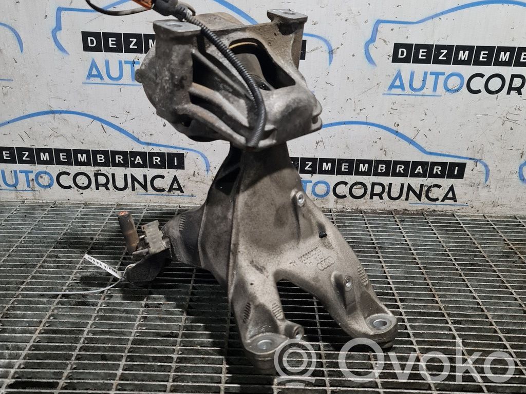 Audi Q3 8U Supporto di montaggio del motore (usato) 