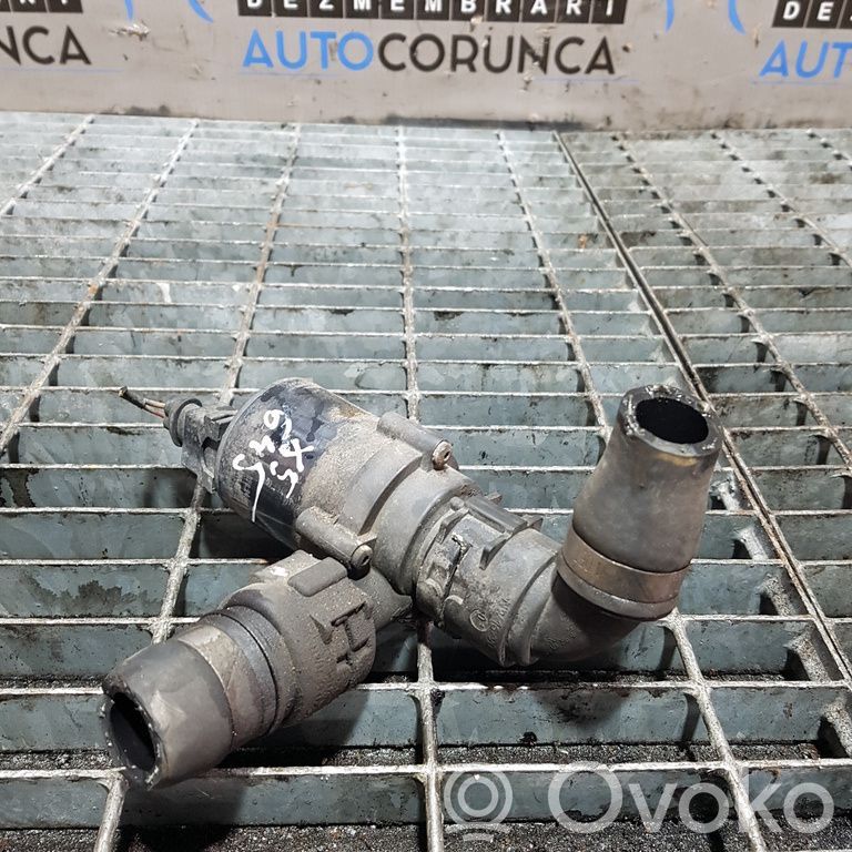 Vesipumppu   7790045