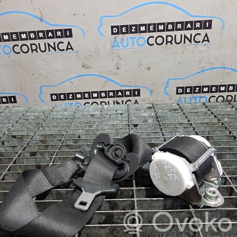 BMW X1 E84 Cinturón delantero 