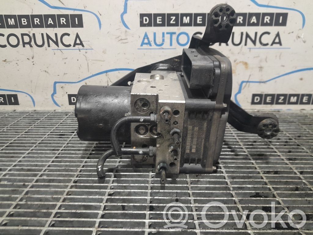 BMW X5 E70 ABS Pump 