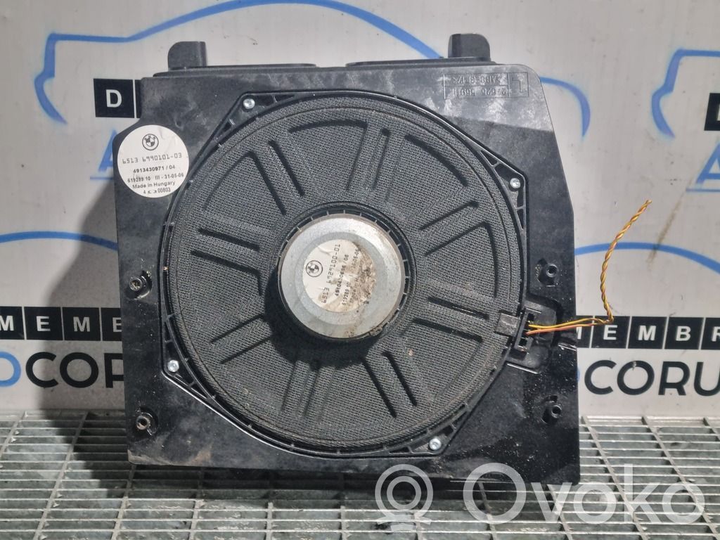 BMW X3 E83 Altavoz de la puerta trasera 