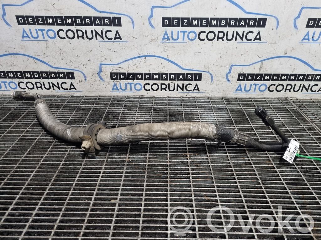 BMW 5 E39 Ilmastointilaitteen putki (A/C) 