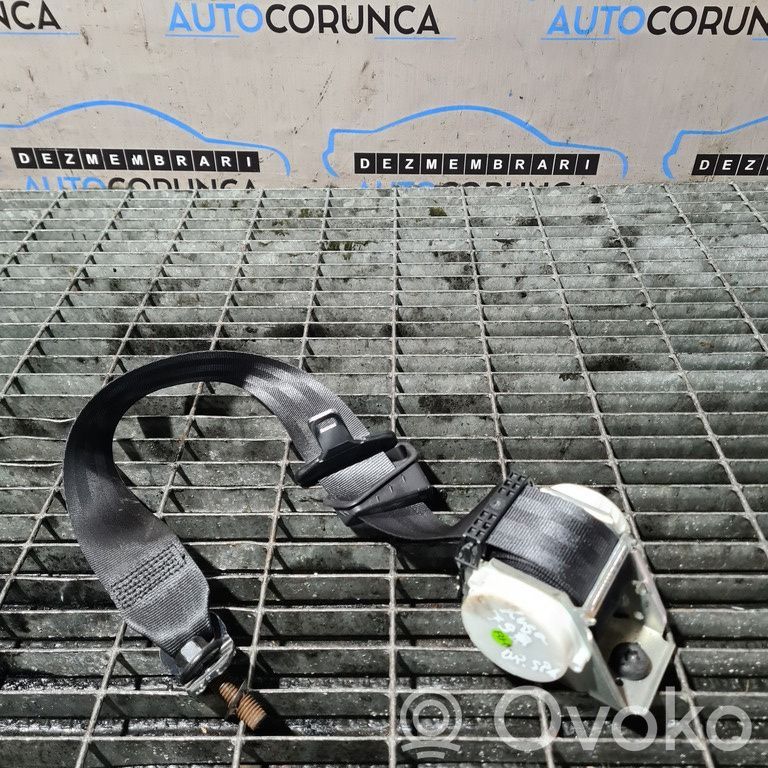Ford Kuga II Cinturón trasero 