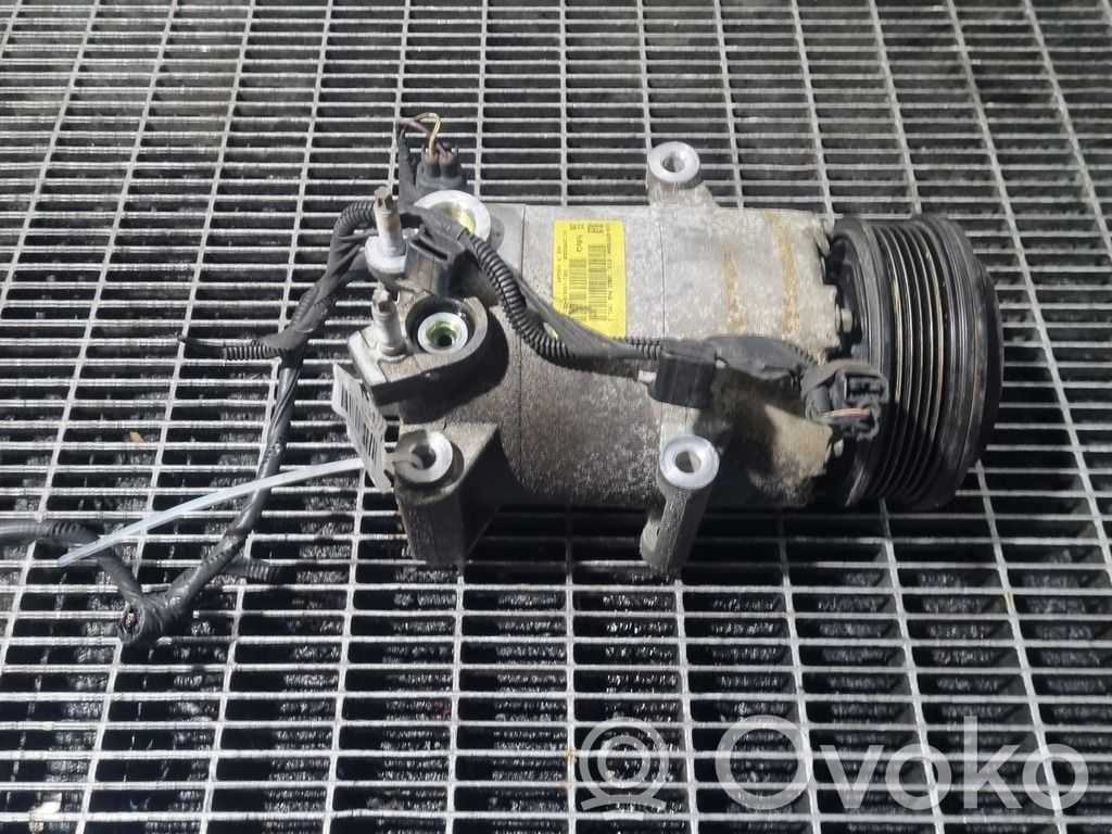 Ford Kuga II Air conditioning (A/C) compressor (pump) 