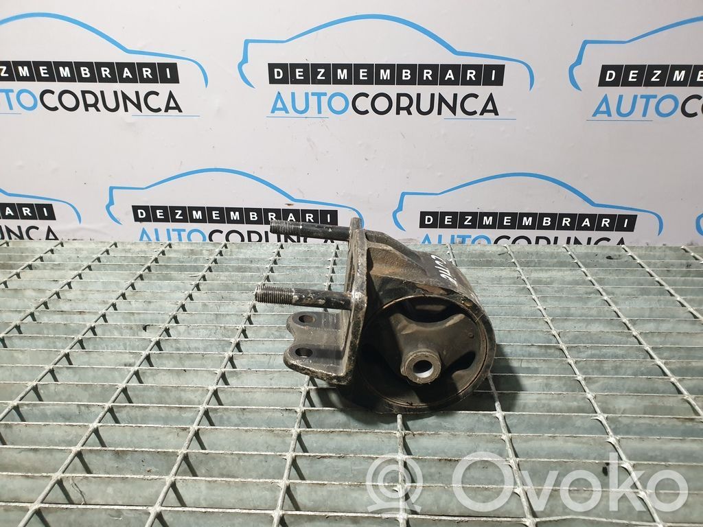 Hyundai Santa Fe Engine mounting bracket 