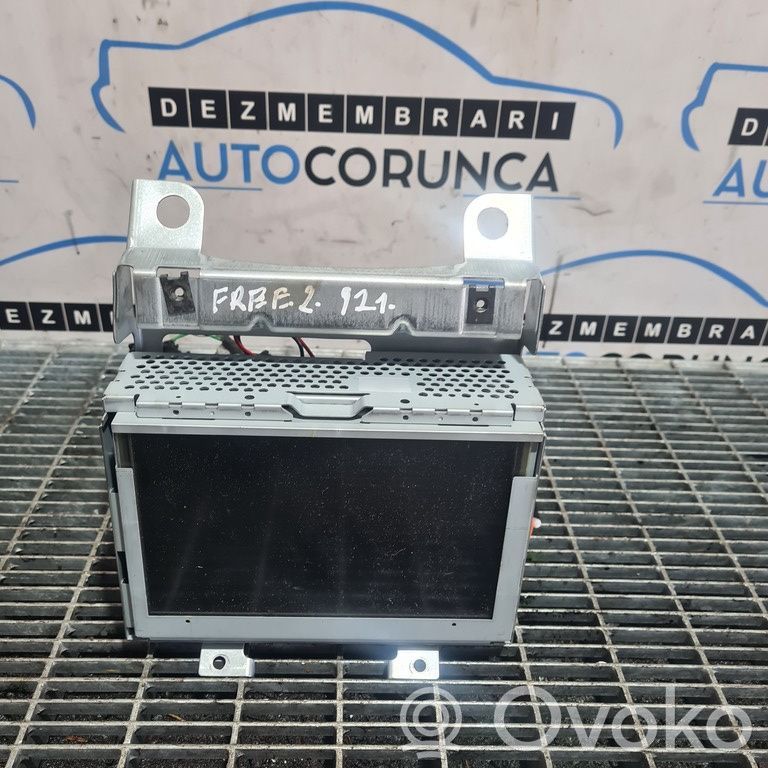 Land Rover Freelander 2 - LR2 Stacja multimedialna GPS / CD / DVD 