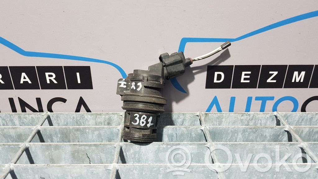 Windscreen/windshield washer pump   8603102451