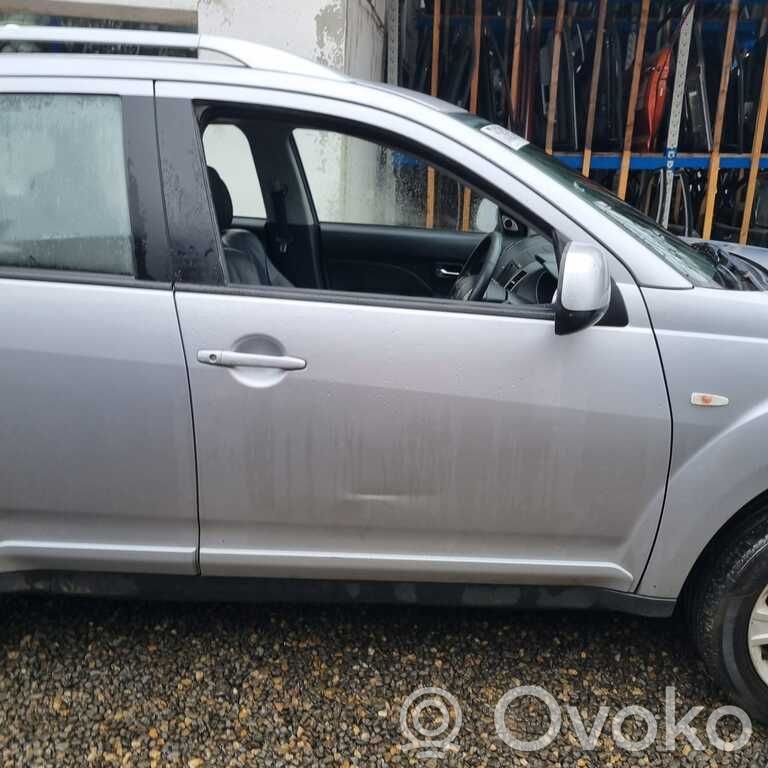 Mitsubishi Outlander Puerta delantera 