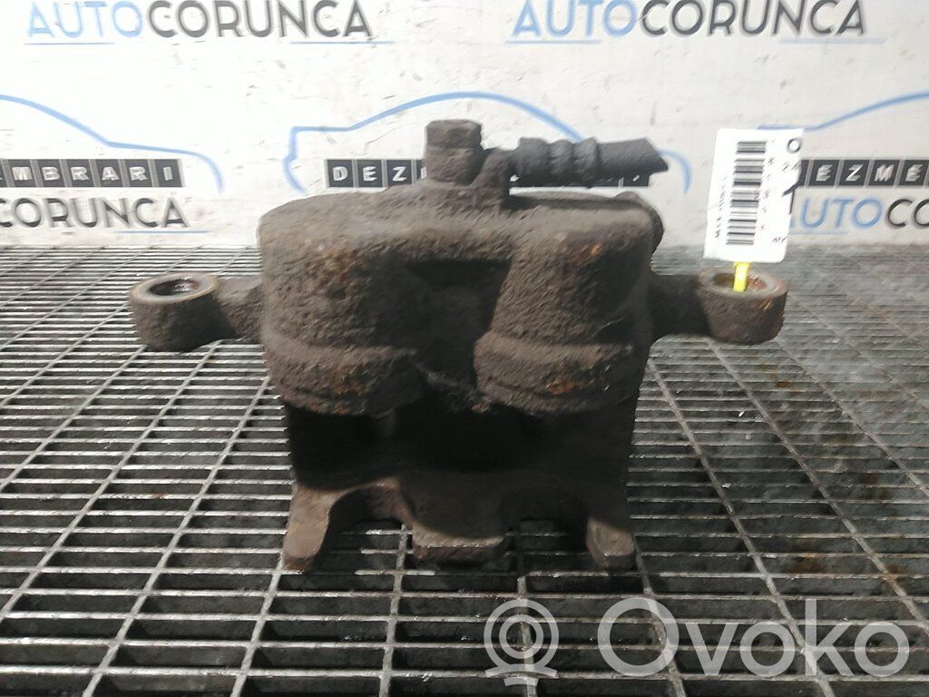 Mitsubishi Outlander Etujarrusatula 
