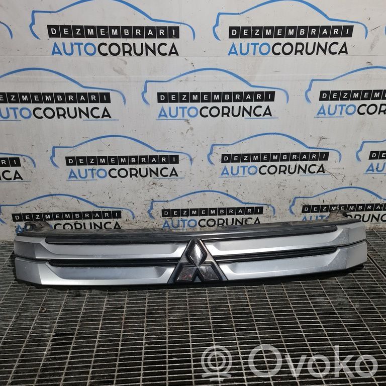 Front grill