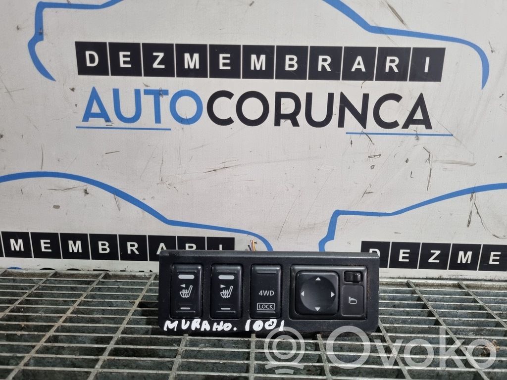 Nissan Murano Z50 Przycisk regulacji lusterek bocznych 
