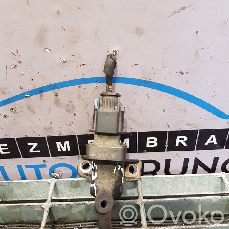 Válvula electromagnética   25183381