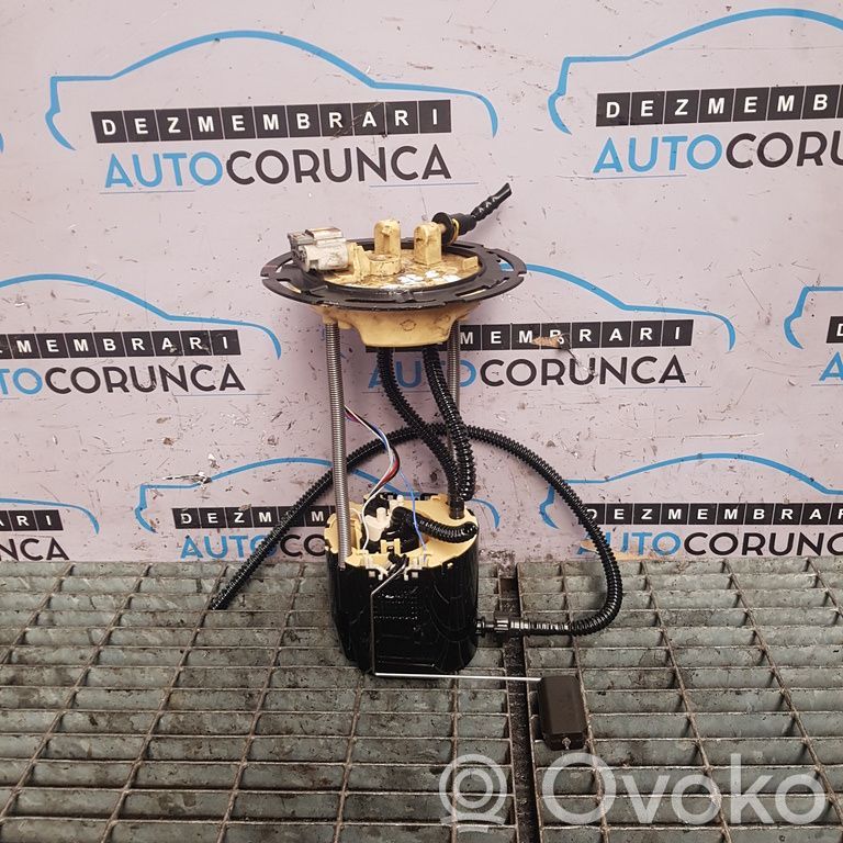 Bomba interna de combustible   13584127
