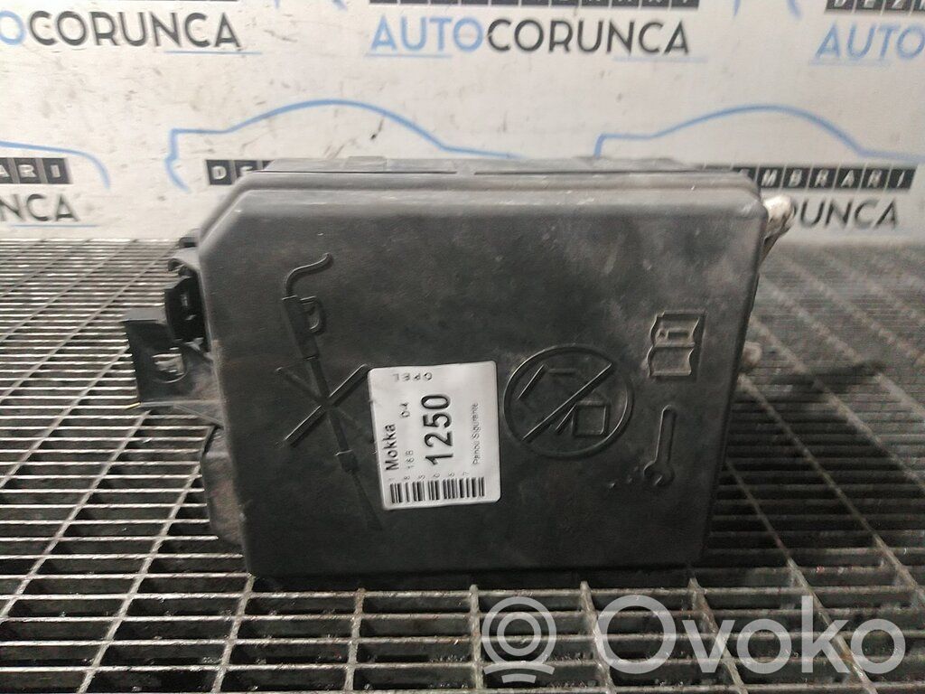 Opel Mokka Juego de caja de fusibles 