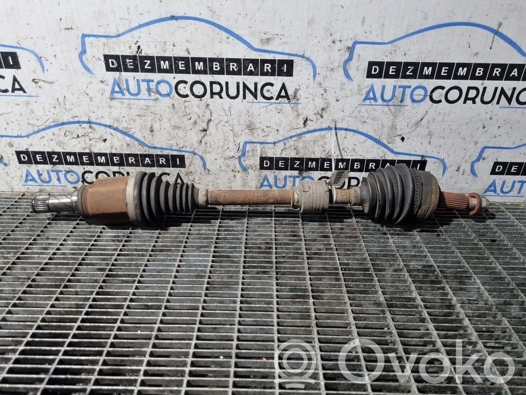 Renault Captur Priekinis pusašis 