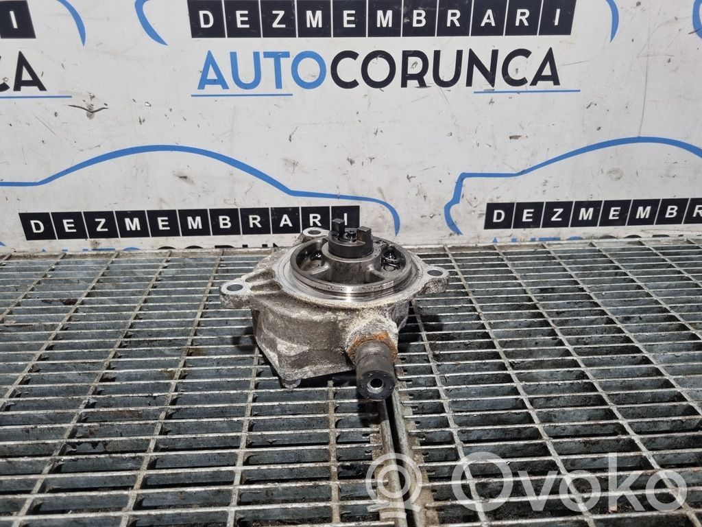 Subaru Forester SH Vacuum pump 