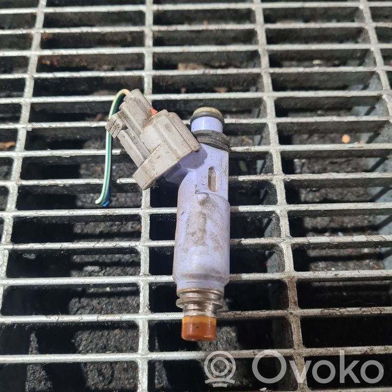 Suzuki Jimny Inyector de combustible 