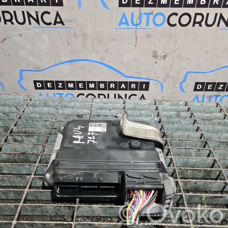 Komputer / Sterownik ECU silnika   8966142J11,2759002602
