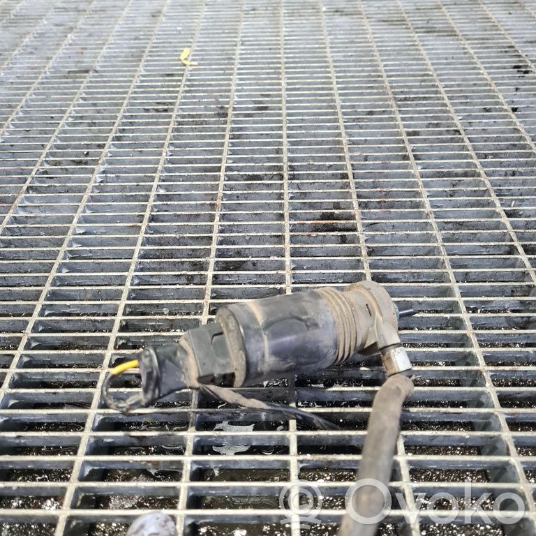 Windscreen/windshield washer pump