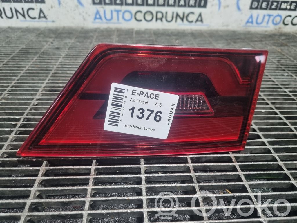 Jaguar E-Pace Aizmugurējais lukturis pārsegā 