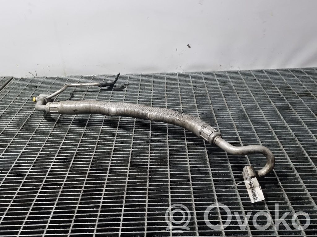 BMW X3 E83 Ilmastointilaitteen putki (A/C) 