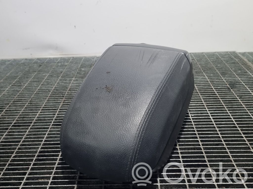 Opel Antara Armrest 