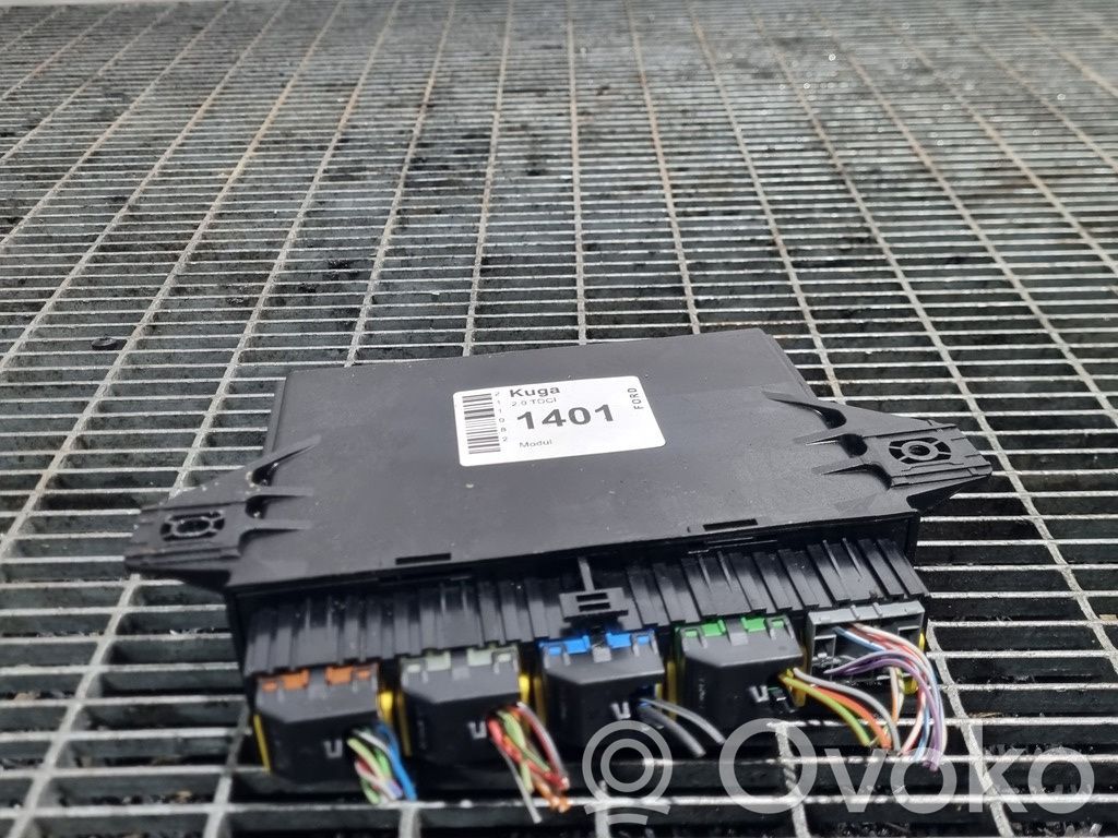 Autres unités de commande / modules   8M5T19G481BE