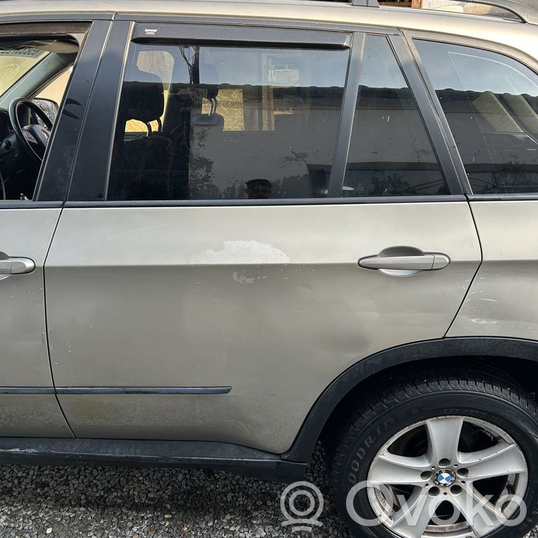 BMW X5 E70 Takaovi 