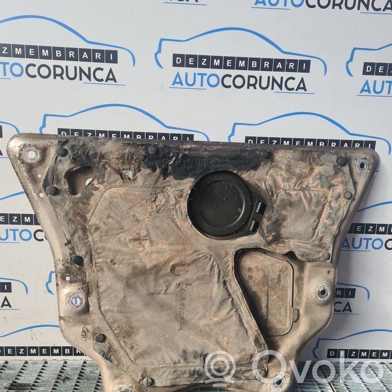 BMW X5 E70 Engine splash shield/under tray 