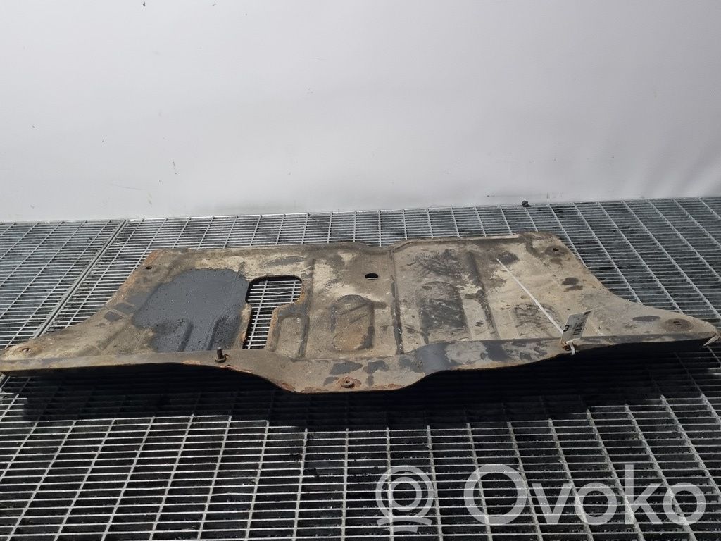 Dacia Duster Engine splash shield/under tray 