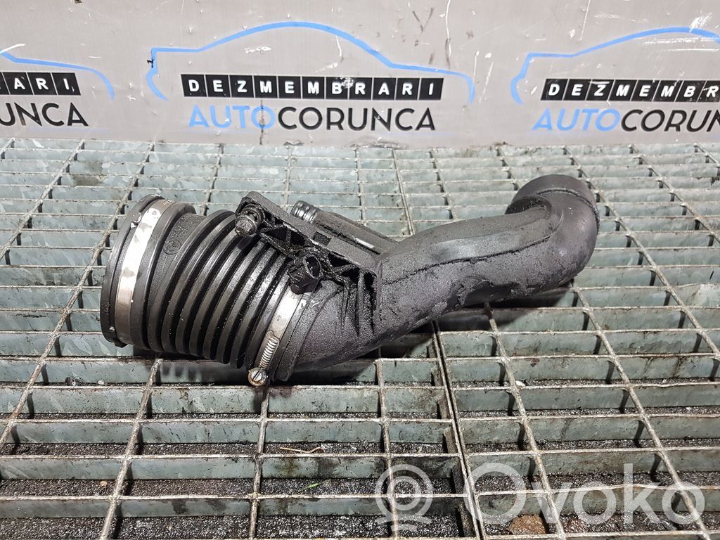 Intercooler hose/pipe   7789048