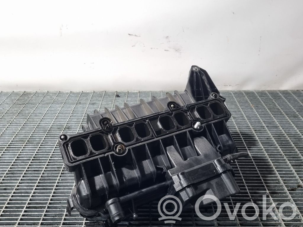 Ford Kuga II Intake manifold 