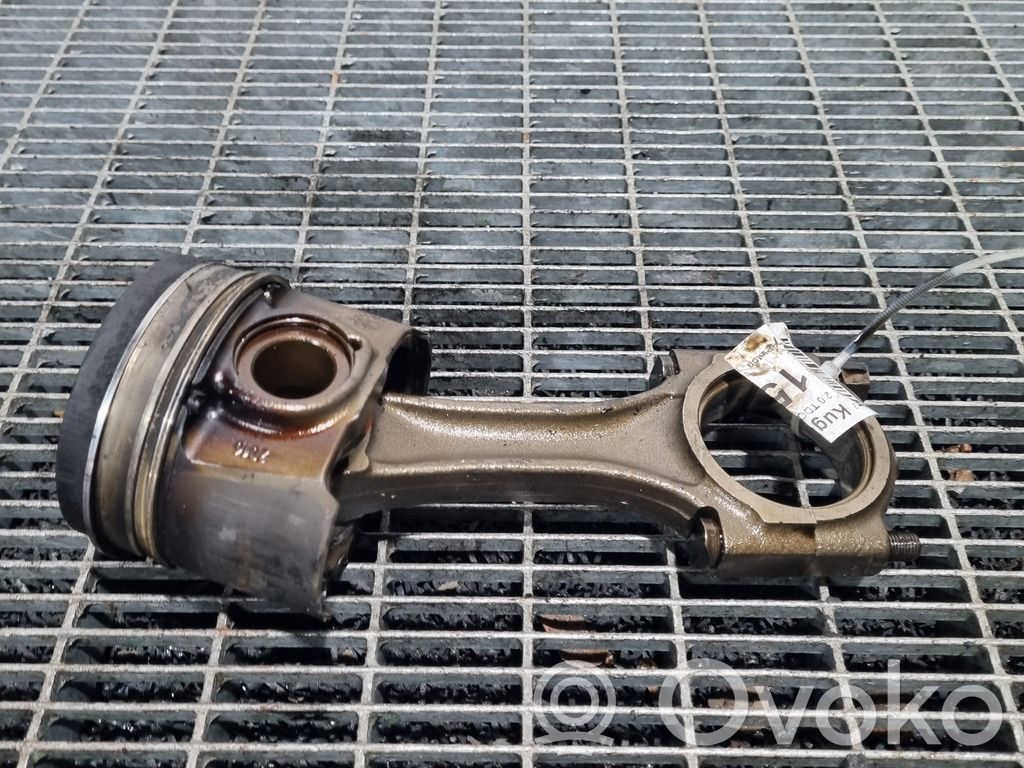 Piston avec bielle