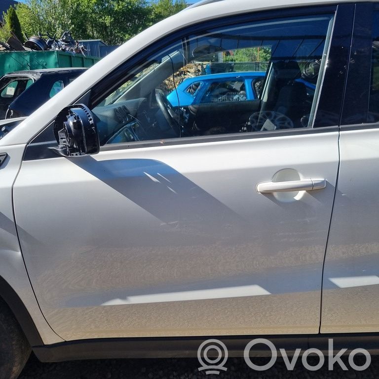 Suzuki Vitara (LY) Puerta delantera 