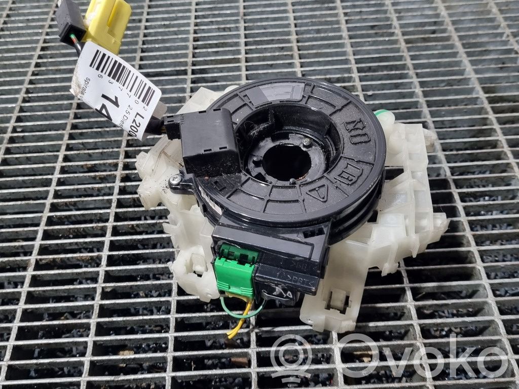 Mitsubishi L200 Bague collectrice/contacteur tournant airbag (bague SRS) 