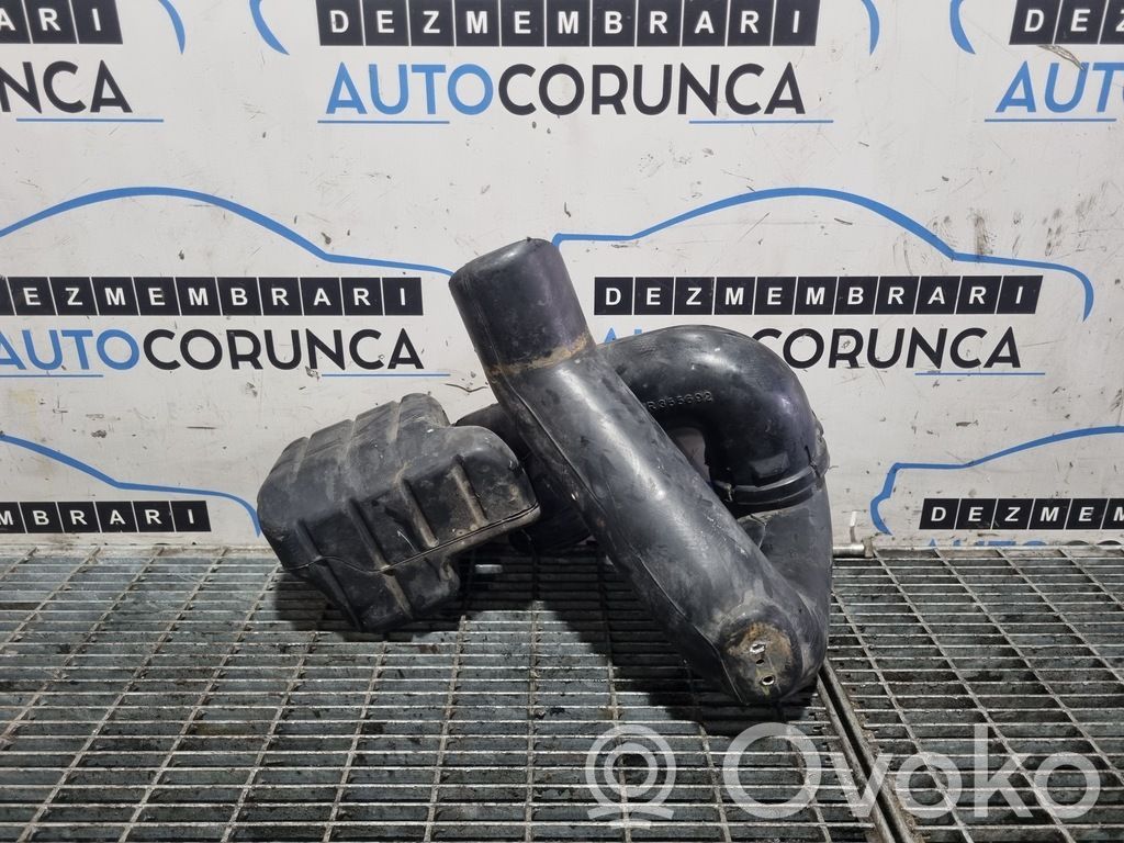 Furtun/conductă intercooler   MR355692