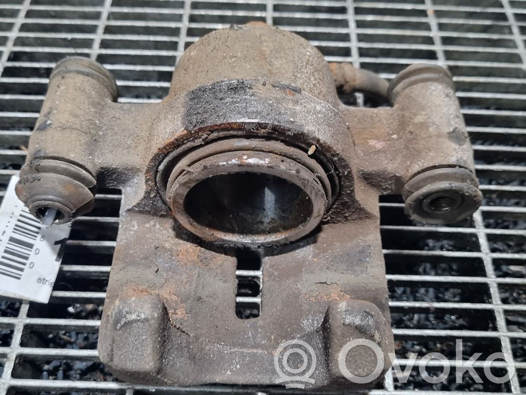 Caliper de freno delantero