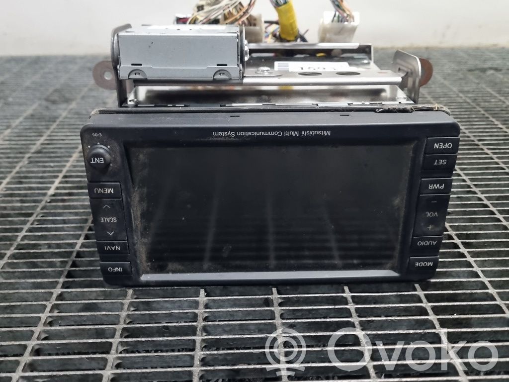 Mitsubishi Outlander Stacja multimedialna GPS / CD / DVD 