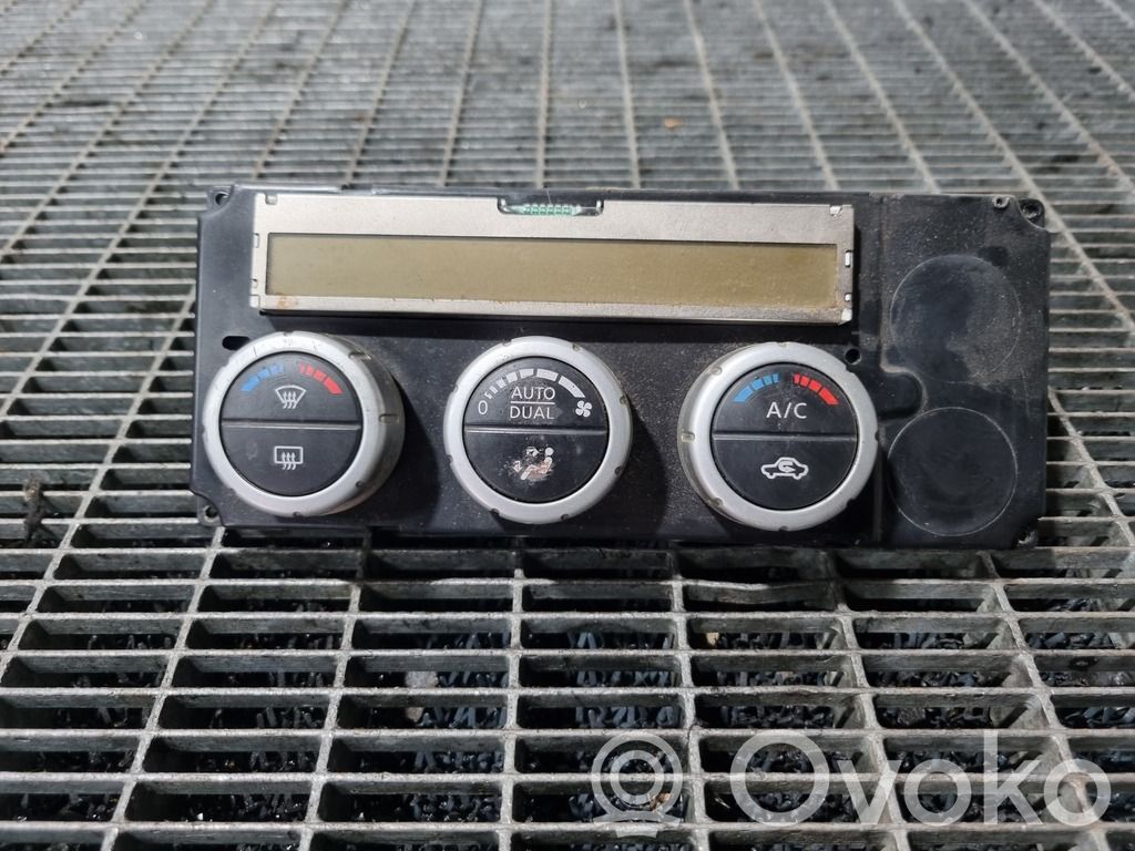 Nissan Navara D40 Panel klimatyzacji 
