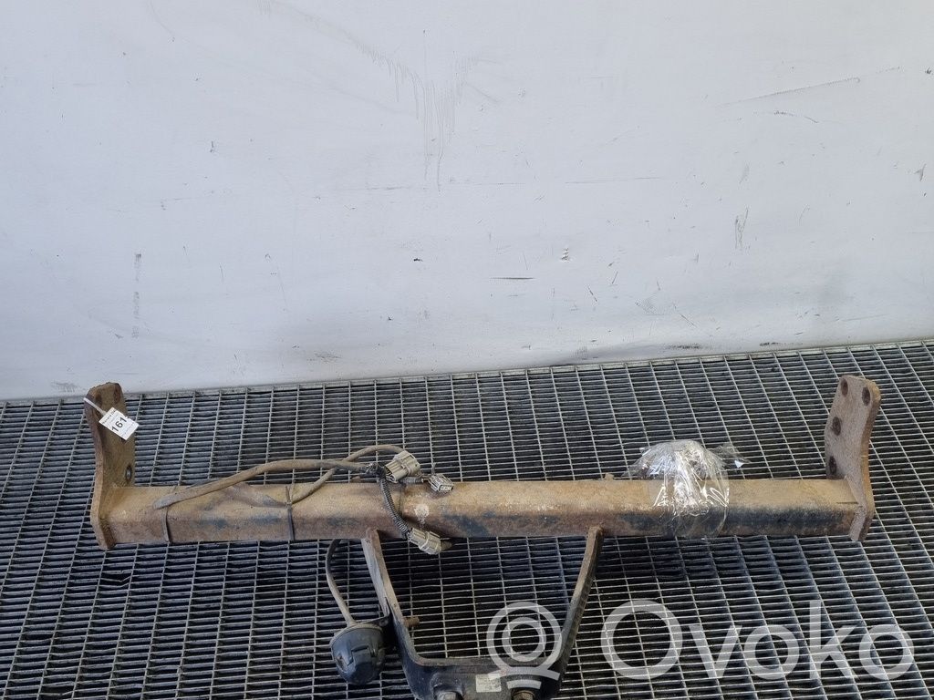 Nissan Navara D40 Комплект крюка
