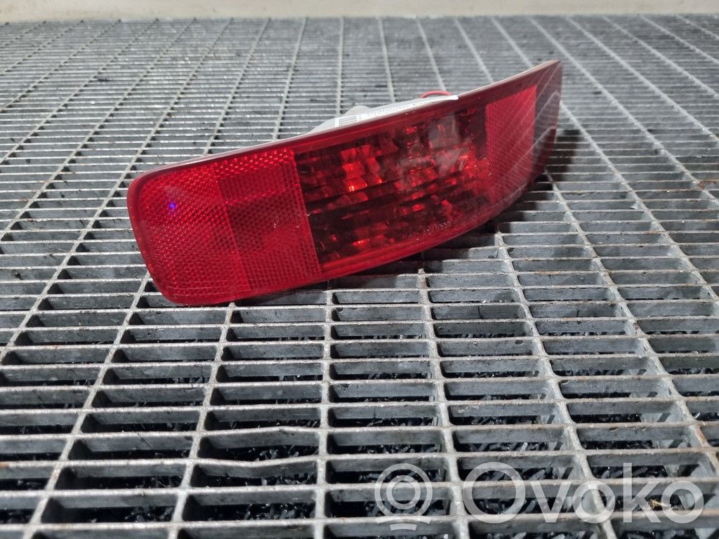Mitsubishi Outlander Lampa zderzaka tylnego 
