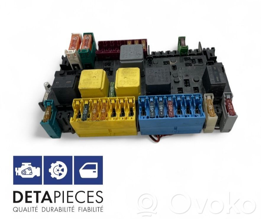 Mercedes-Benz A W176 Set cutie siguranțe 