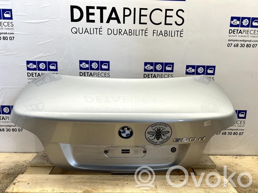 BMW 5 E60 E61 Galinis dangtis (bagažinės) 