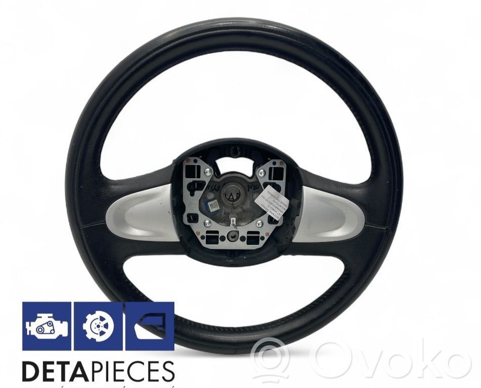 Steering wheel axle set