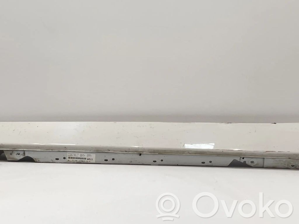 BMW 1 F20 F21 Sill 