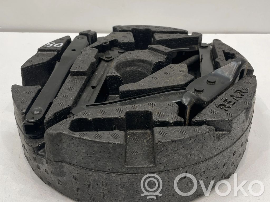 Opel Insignia B Tool set 
