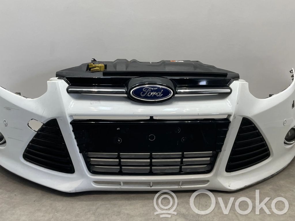 Ford Focus Bară față 